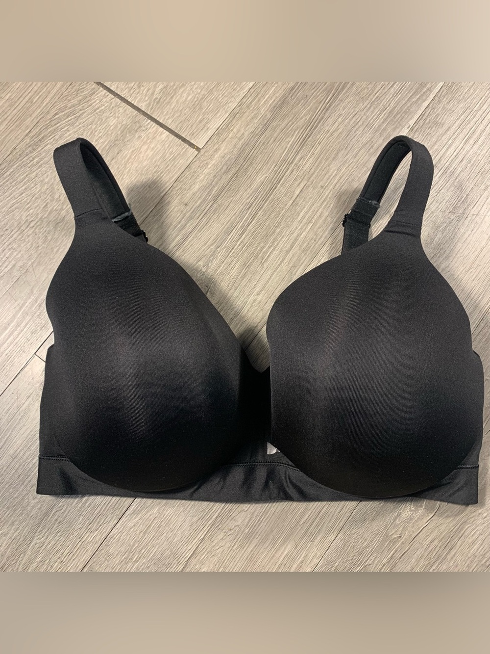 Cacique * by Lane Bryant “Lightly Lined Full Coverage” Black Underwire Bra 38F